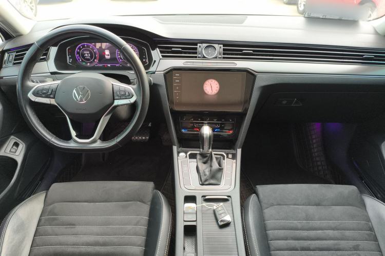 Used Volkswagen Magotan 2020 330TSI DSG Luxury Edition Center Console