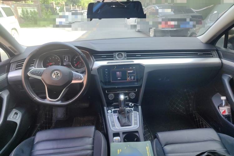 Used Volkswagen Magotan 2020 280TSI DSG Comfort Edition Center Console