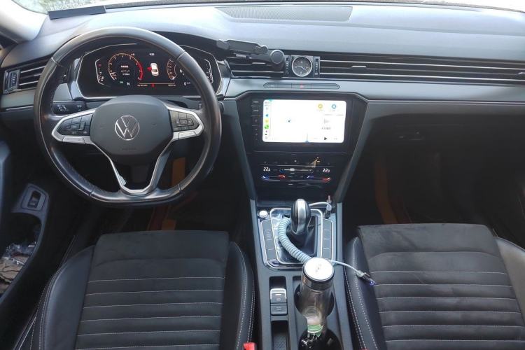Used Volkswagen Magotan 2020 330TSI DSG Luxury Edition Center Console