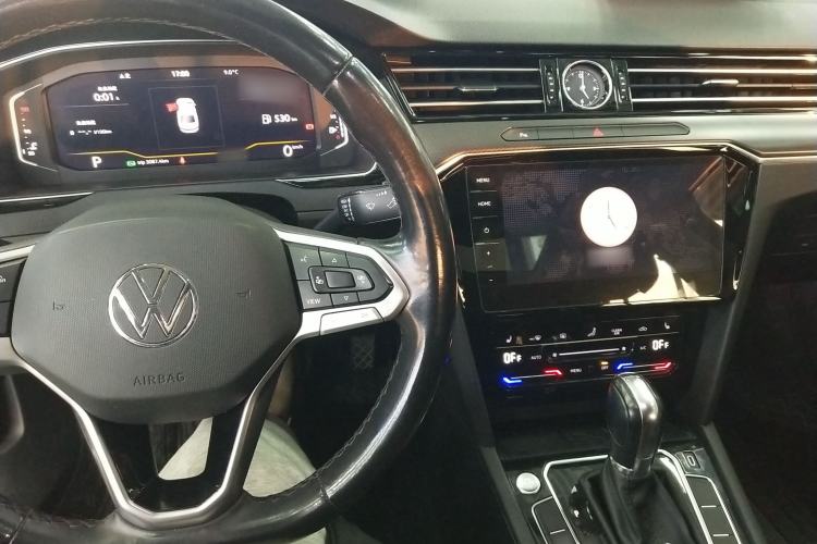 Used Volkswagen Magotan 2020 330TSI DSG Luxury Edition Center Console