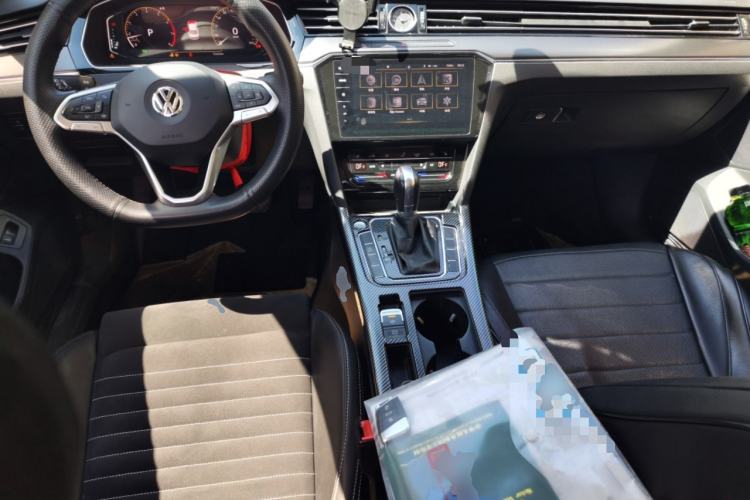 Used Volkswagen Magotan 2020 330TSI DSG Luxury Edition Center Console