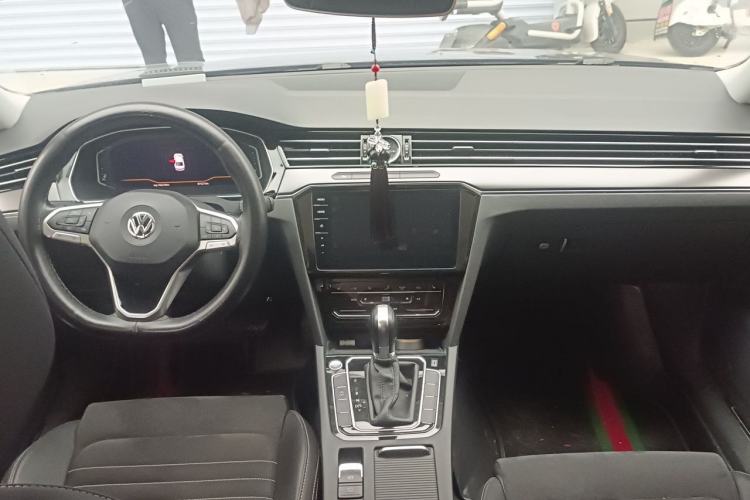 Used Volkswagen Magotan 2020 330TSI DSG Luxury Edition Center Console