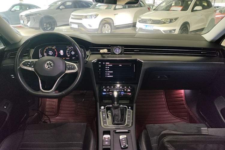 Used Volkswagen Magotan 2020 330TSI DSG Luxury Edition Center Console