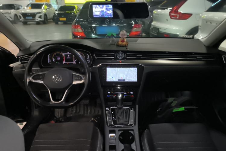 Used Volkswagen Magotan 2020 330TSI DSG Luxury Edition Center Console
