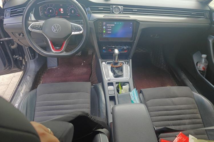 Used Volkswagen Magotan 2020 330TSI DSG Luxury Edition Center Console