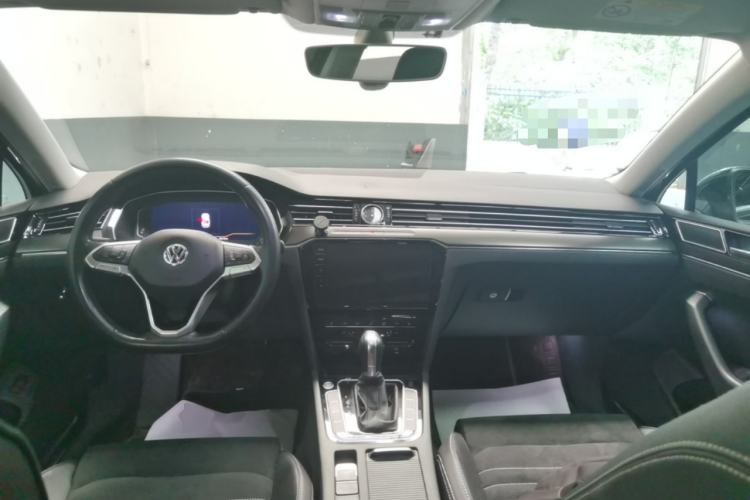 Used Volkswagen Magotan 2020 330TSI DSG Luxury Edition Center Console