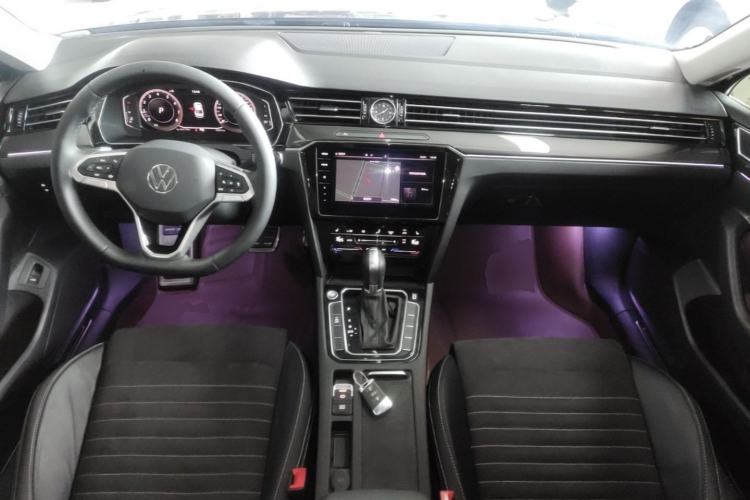Used Volkswagen Magotan 2020 330TSI DSG Luxury Edition Center Console