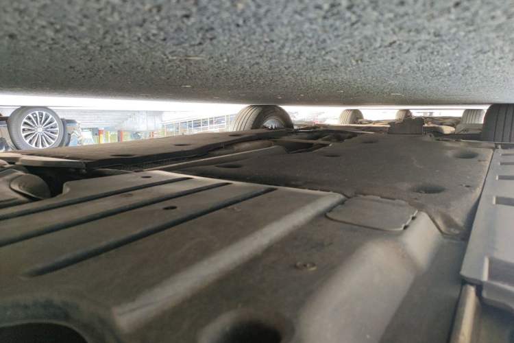 Used Volkswagen Magotan 2020 330TSI DSG Leading Model Chassis Rear Left
