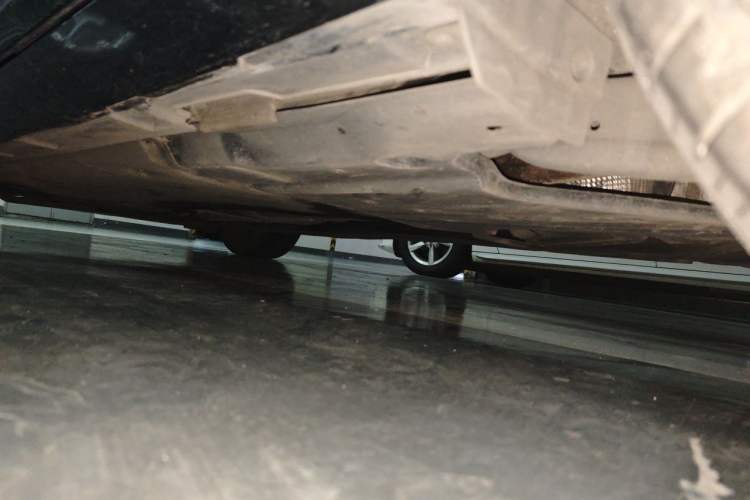 Used Volkswagen Magotan 2020 330TSI DSG Leading Model Chassis Rear Left