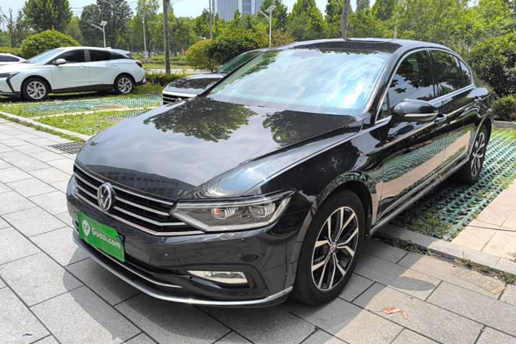 Used Volkswagen Magotan 2020 330TSI DSG Leading Model Guazi used car, China used car export, Used car for sale, Used  cars, Cheapest cars for sale