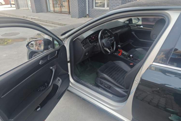 Used Volkswagen Magotan 2020 330TSI DSG Luxury Edition Driver Seat