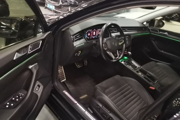 Used Volkswagen Magotan 2020 330TSI DSG Luxury Edition Driver Seat