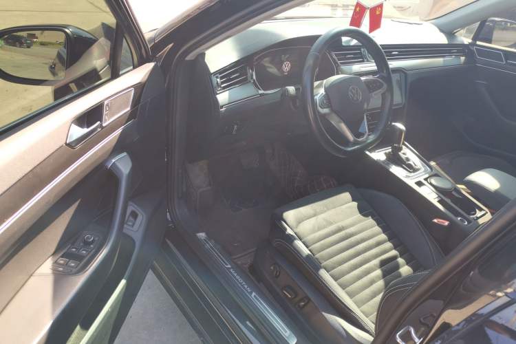 Used Volkswagen Magotan 2020 330TSI DSG Luxury Edition Driver Seat