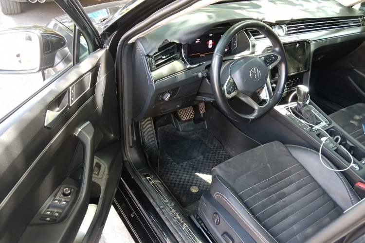 Used Volkswagen Magotan 2020 380TSI DSG Luxury Version Driver Seat