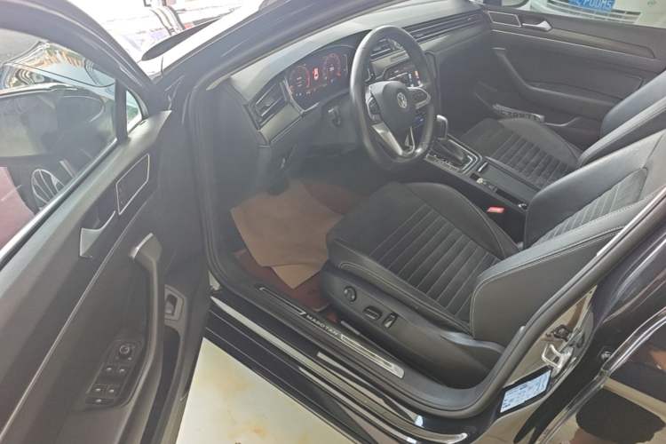 Used Volkswagen Magotan 2020 330TSI DSG Luxury Edition Driver Seat