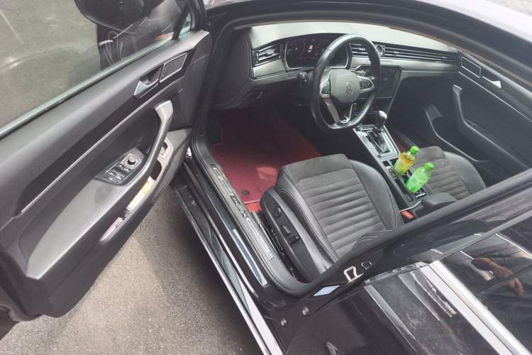 Used Volkswagen Magotan 2020 330TSI DSG Luxury Edition Driver Seat