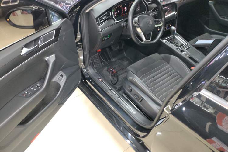 Used Volkswagen Magotan 2020 330TSI DSG Luxury Edition Driver Seat