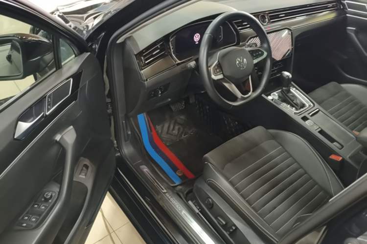 Used Volkswagen Magotan 2020 330TSI DSG Luxury Edition Driver Seat