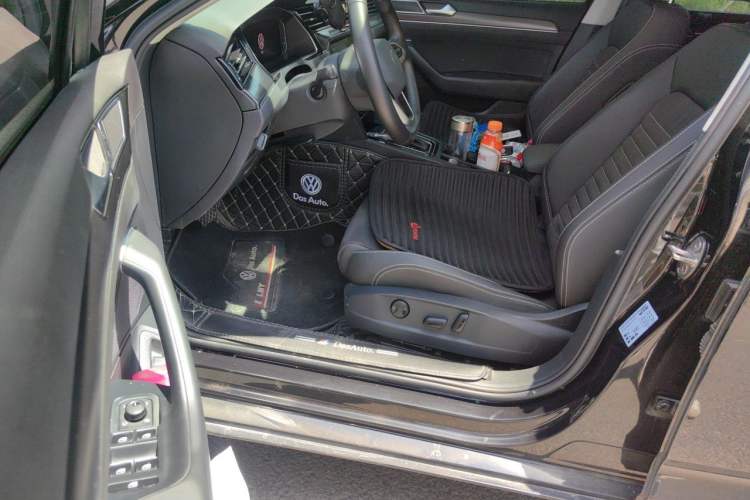 Used Volkswagen Magotan 2020 330TSI DSG Luxury Edition Driver Seat