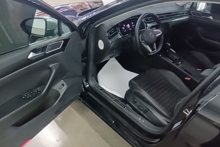 Used Volkswagen Magotan 2020 330TSI DSG Luxury Edition Driver Seat