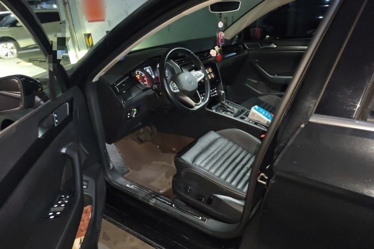 Used Volkswagen Magotan 2020 330TSI DSG Leading Model Driver Seat