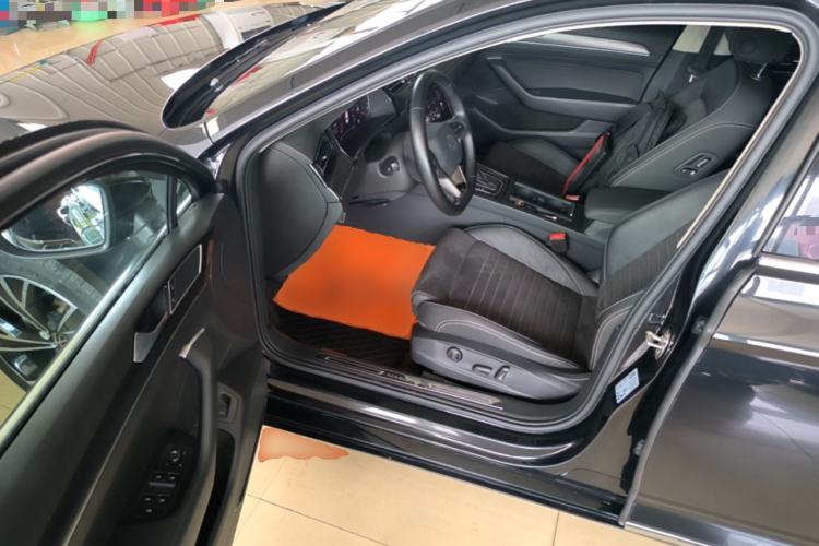 Used Volkswagen Magotan 2020 330TSI DSG Luxury Edition Driver Seat