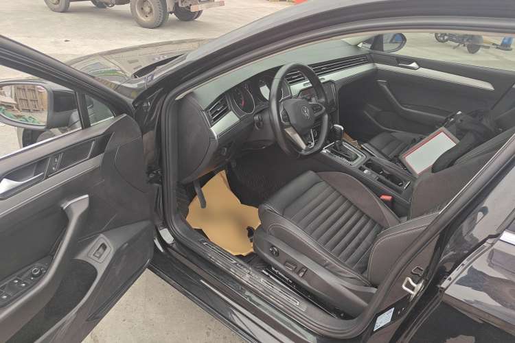Used Volkswagen Magotan 2020 280TSI DSG Comfort Edition Driver Seat