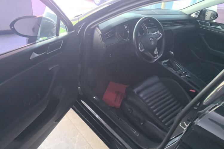 Used Volkswagen Magotan 2020 330TSI DSG Leading Model Driver Seat