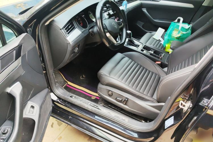 Used Volkswagen Magotan 2020 280TSI DSG Leading Edition Driver Seat