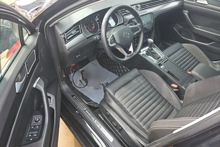 Used Volkswagen Magotan 2020 330TSI DSG Leading Model Driver Seat