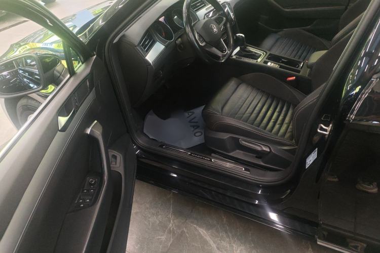 Used Volkswagen Magotan 2020 280TSI DSG Comfort Edition Driver Seat