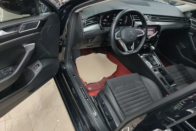 Used Volkswagen Magotan 2020 330TSI DSG Luxury Edition Driver Seat