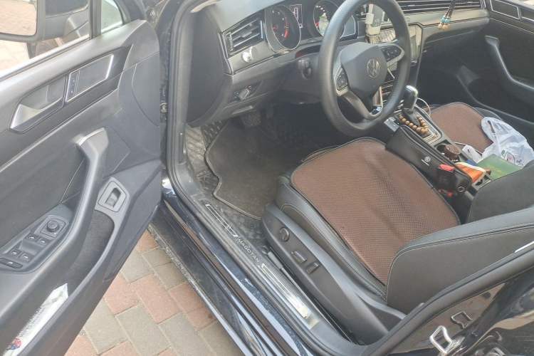Used Volkswagen Magotan 2020 330TSI DSG Leading Model Driver Seat