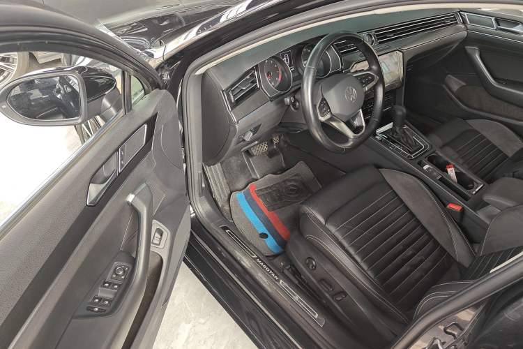 Used Volkswagen Magotan 2020 330TSI DSG Leading Model Driver Seat