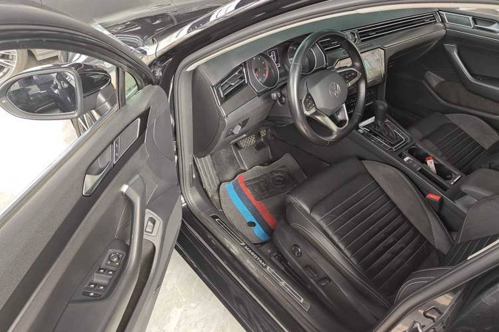 Used Volkswagen Magotan 2020 330TSI DSG Leading Model Driver Seat