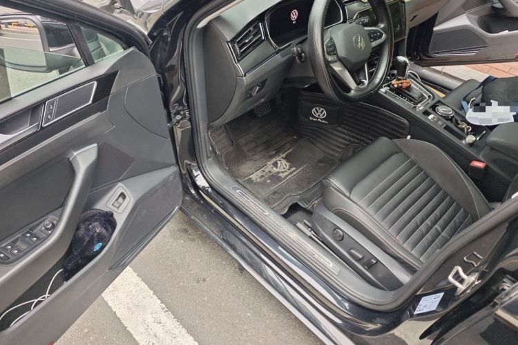 Used Volkswagen Magotan 2020 330TSI DSG Leading Model Driver Seat