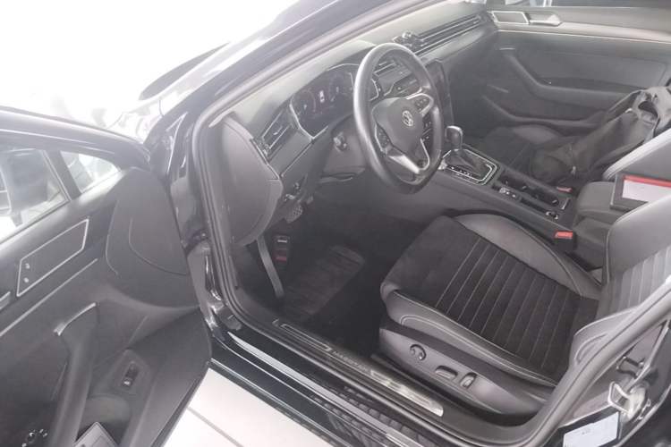 Used Volkswagen Magotan 2020 330TSI DSG Luxury Edition Driver Seat
