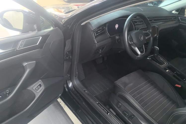 Used Volkswagen Magotan 2020 330TSI DSG Luxury Edition Driver Seat