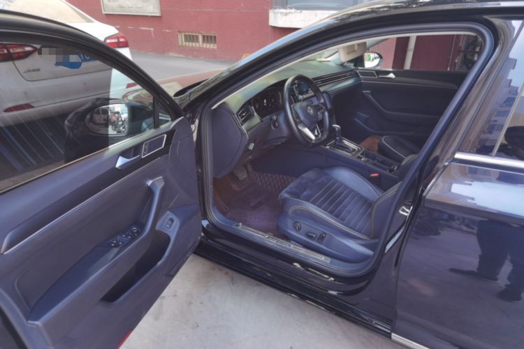 Used Volkswagen Magotan 2020 330TSI DSG Luxury Edition Driver Seat