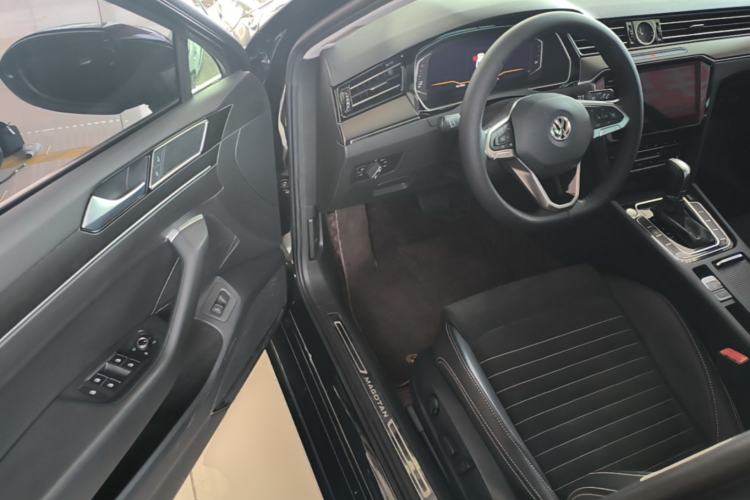 Used Volkswagen Magotan 2020 330TSI DSG Luxury Edition Driver Seat