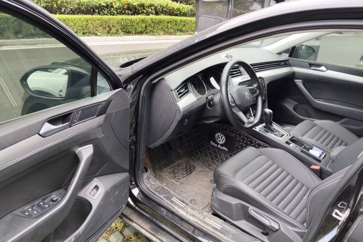 Used Volkswagen Magotan 2020 280TSI DSG Comfort Edition Driver Seat