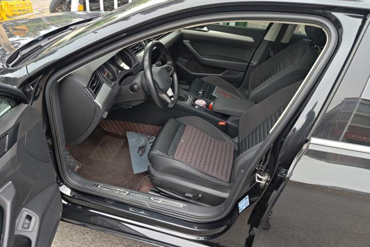 Used Volkswagen Magotan 2020 280TSI DSG Comfort Edition Driver Seat