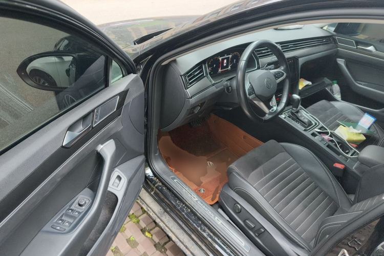 Used Volkswagen Magotan 2020 330TSI DSG Luxury Edition Driver Seat