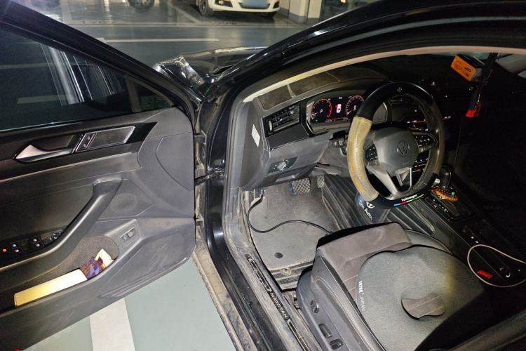 Used Volkswagen Magotan 2020 330TSI DSG Luxury Edition Driver Seat