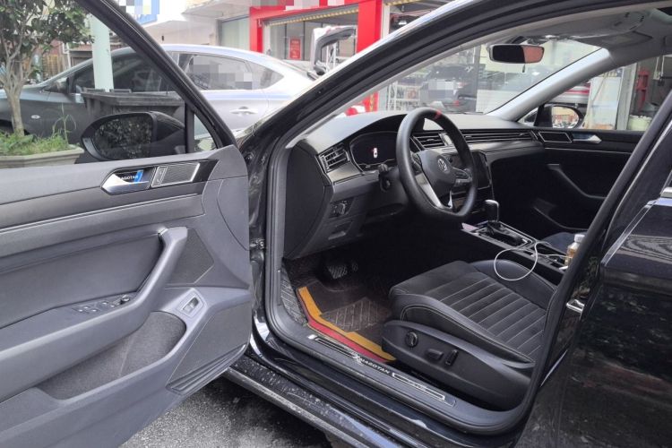 Used Volkswagen Magotan 2020 330TSI DSG Luxury Edition Driver Seat