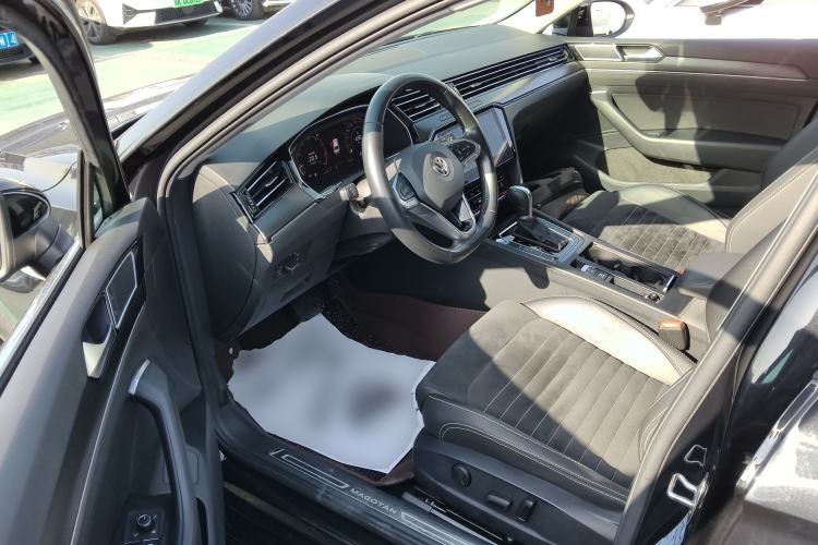 Used Volkswagen Magotan 2020 330TSI DSG Luxury Edition Driver Seat