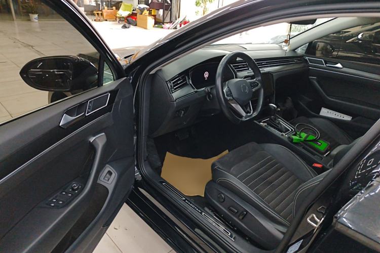 Used Volkswagen Magotan 2020 330TSI DSG Luxury Edition Driver Seat