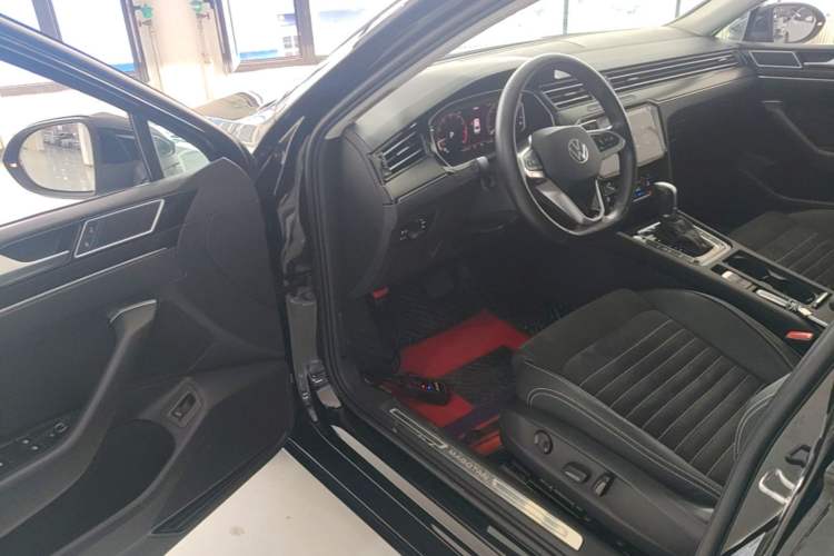 Used Volkswagen Magotan 2020 330TSI DSG Luxury Edition Driver Seat
