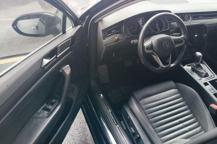 Used Volkswagen Magotan 2020 330TSI DSG Leading Model Driver Seat