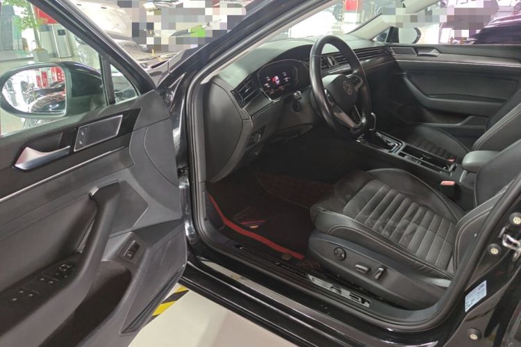Used Volkswagen Magotan 2020 330TSI DSG Luxury Edition Driver Seat